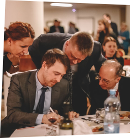 pages.corp.corpFormatCardsList.titleCard1